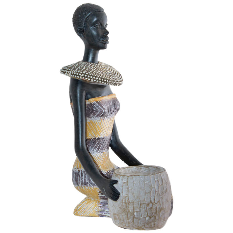 NDEBELE LADY KNEELING 21CM - Image 2