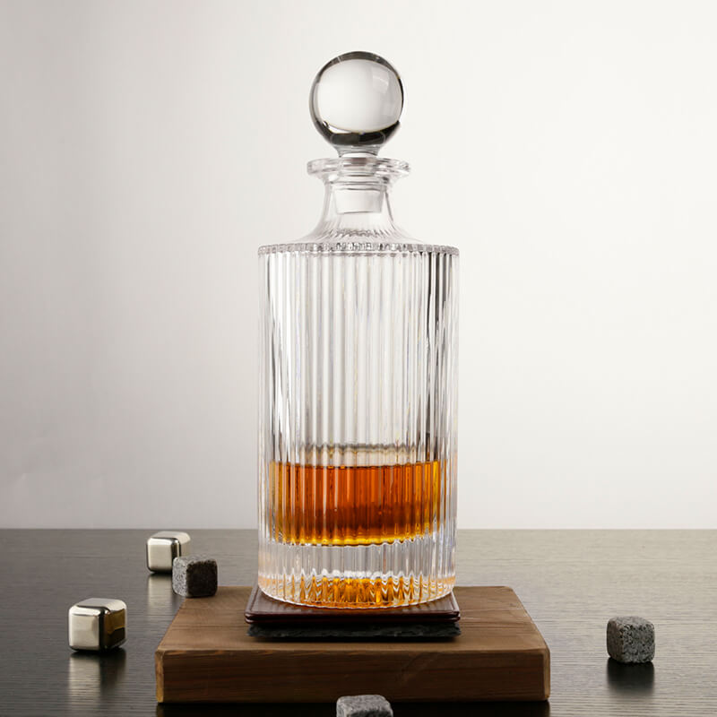 SPEAK EASY WHISKY DECANTER 780ML - Image 2