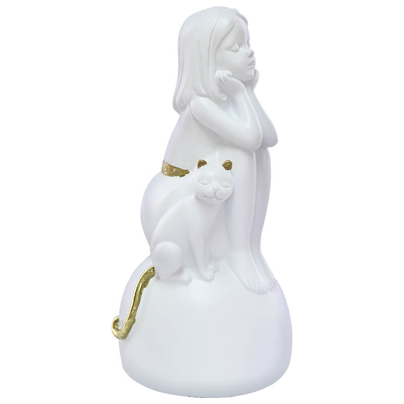 GIRL SITTING ON BALL W/CAT 19X10CM - Image 2