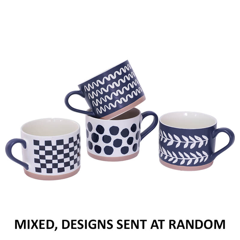BLUE/WHITE COFFEE MUGS MIXED